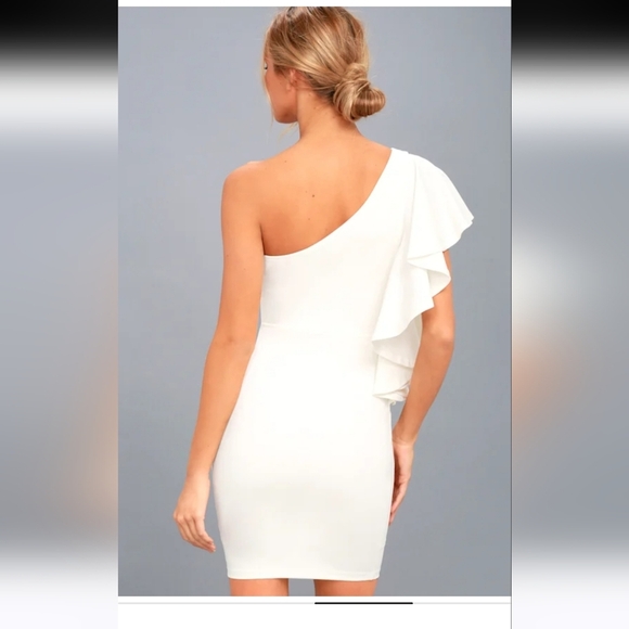 LULU'S Live my Life White One-Shoulder Bodycon Dress In White. Size Small NWT - Picture 3 of 16